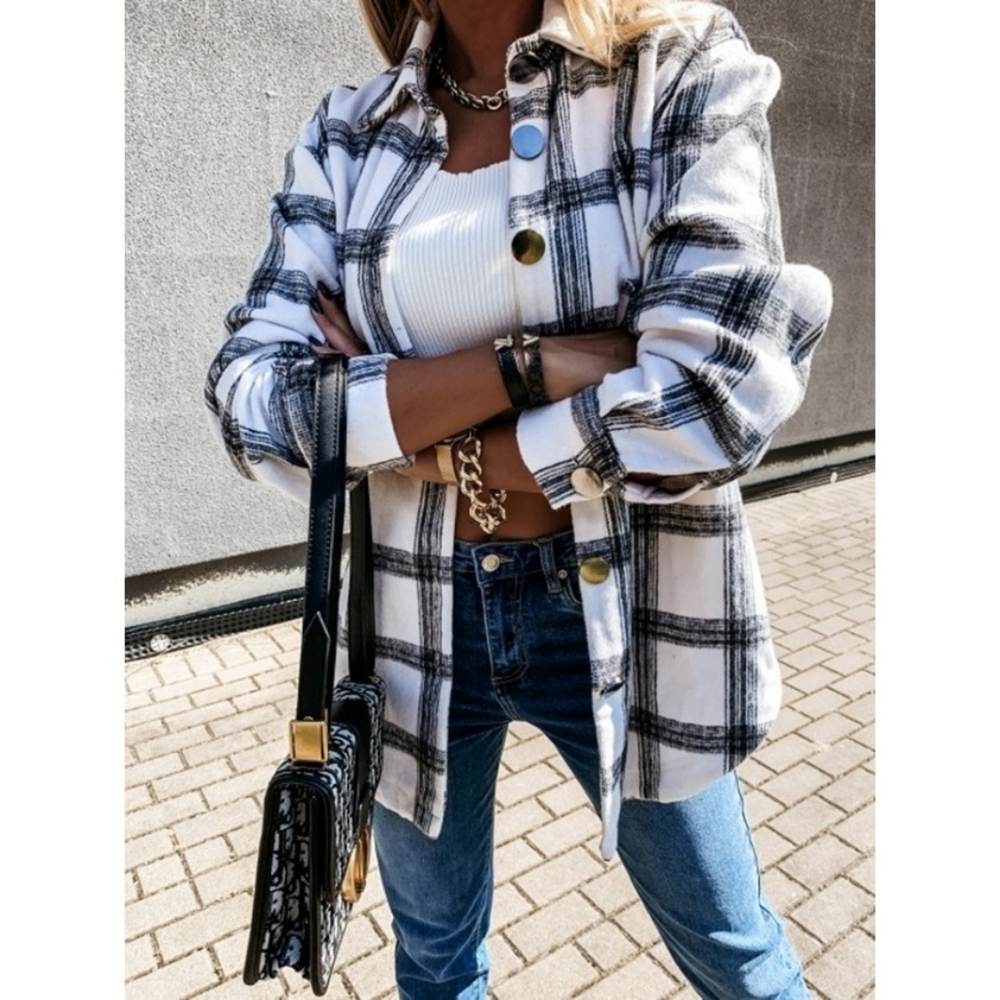 Plaid Button Up Shacket - Picture 4 of 16